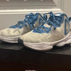 Lebron James “swoosh”